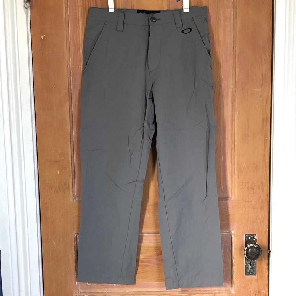 Men’s Oakley Gray Golf Pants